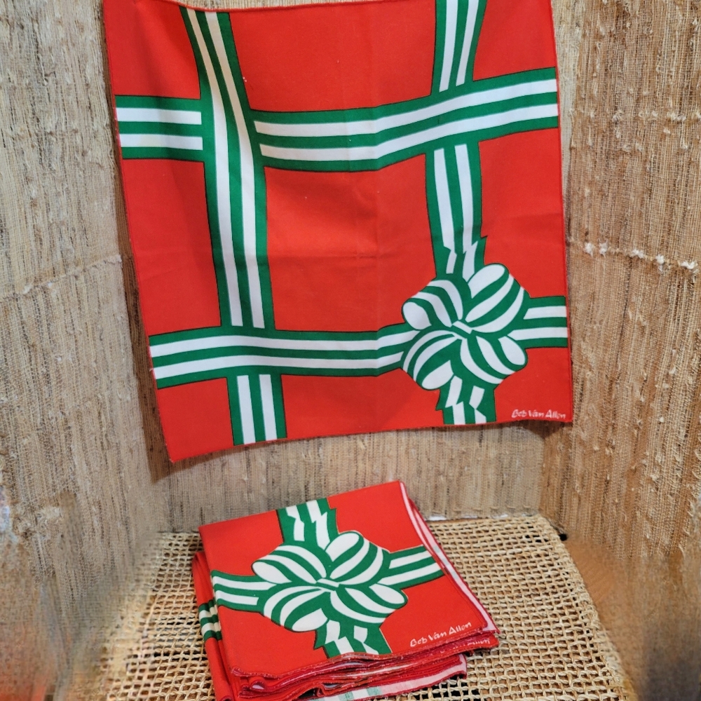 Mid-Century Christmas Napkin Set || Five (5) Bob Van Allen Holiday Napkins